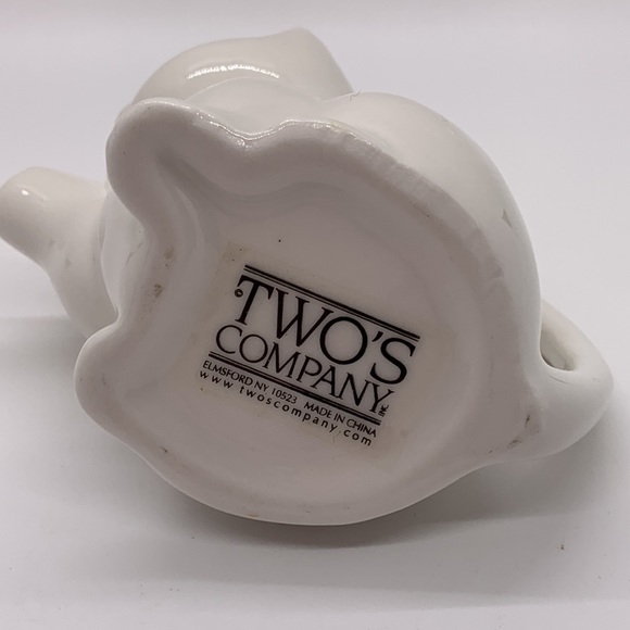 TWO’S COMPANY Single Serve Creamer Cat! - Picture 5 of 6